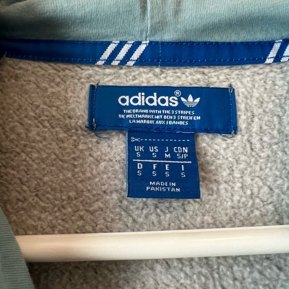❌❌SOLD❌❌adidas hoodie - Picture 3 of 3